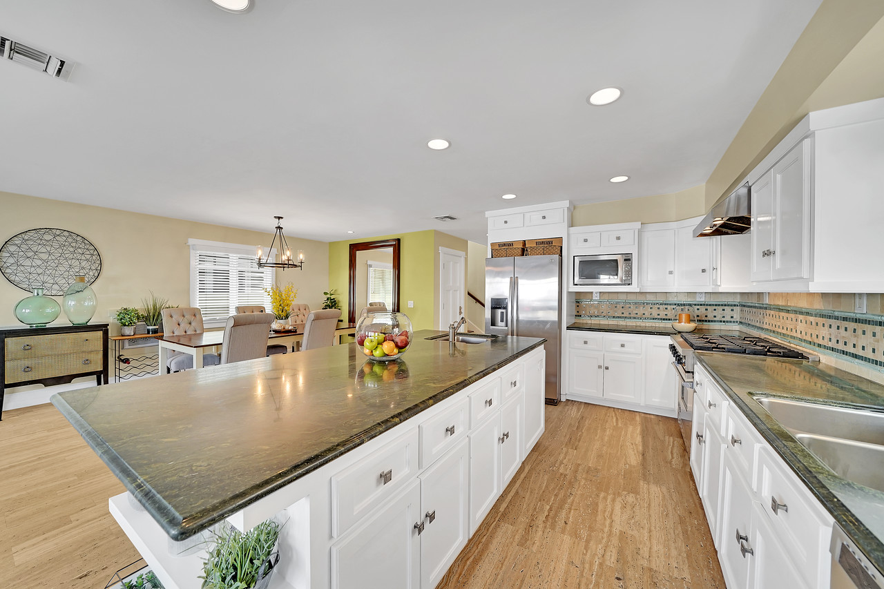 Newport Beach Home 998491