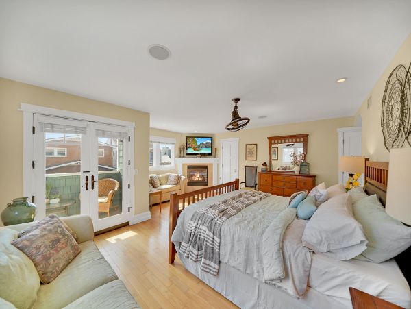 Newport Beach Home 998491