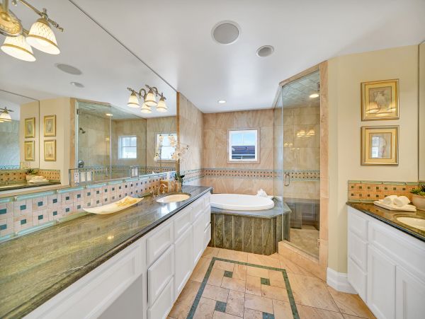 Newport Beach Home 998491