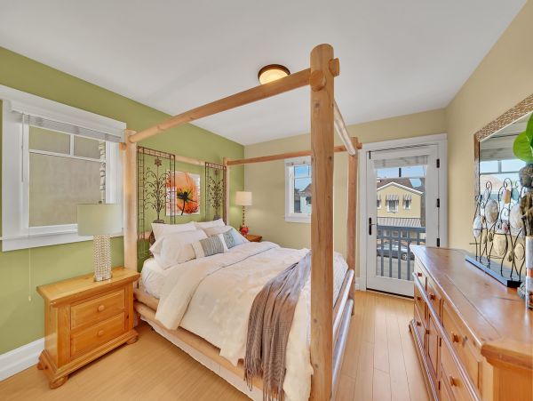 Newport Beach Home 998491