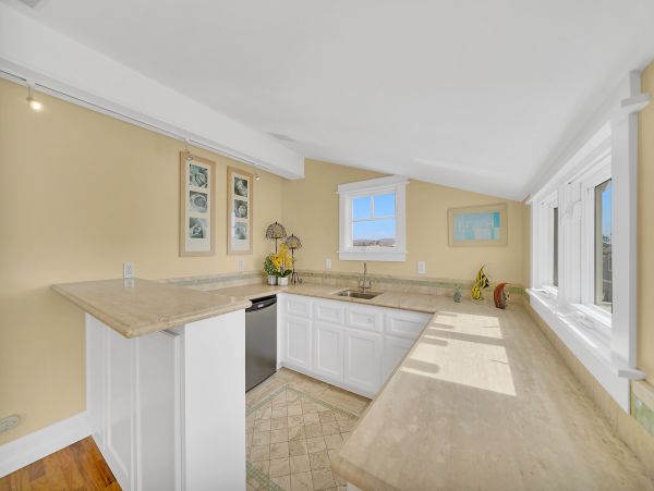 Newport Beach Home 998491