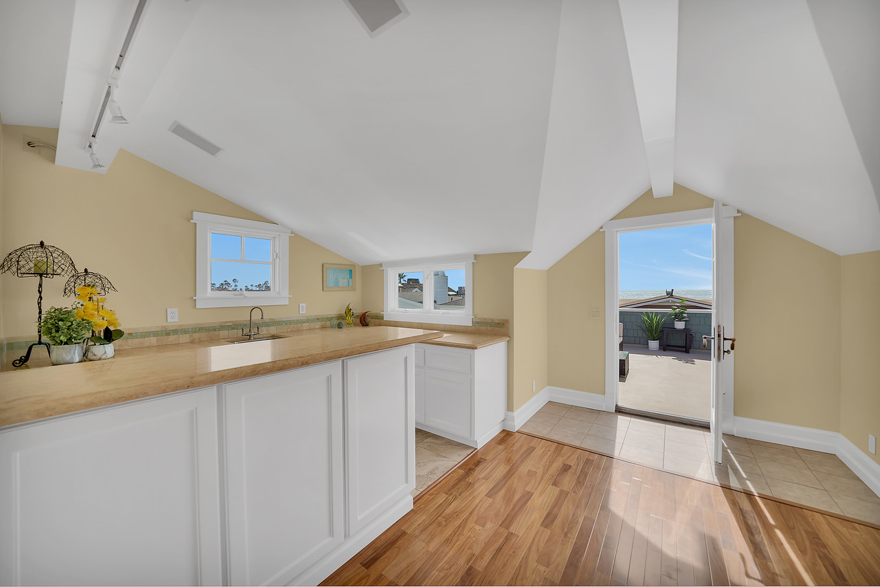 Newport Beach Home 998491