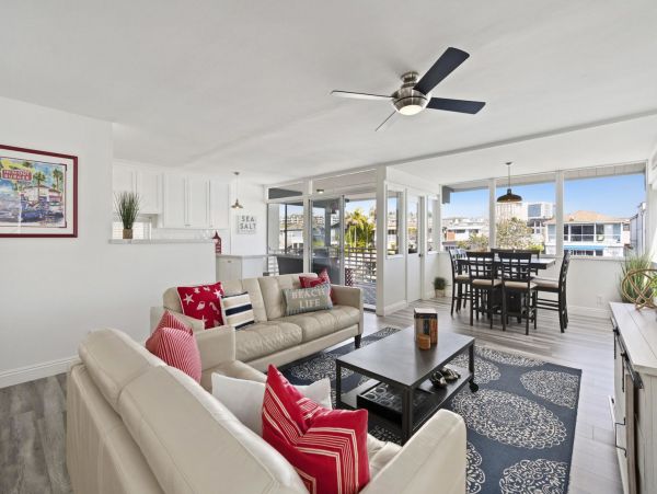 Newport Beach Home 998492