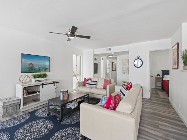 Newport Beach Home 998492