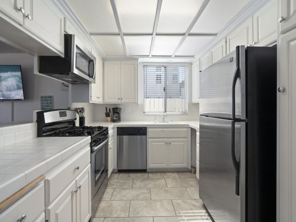 Newport Beach Home 998494