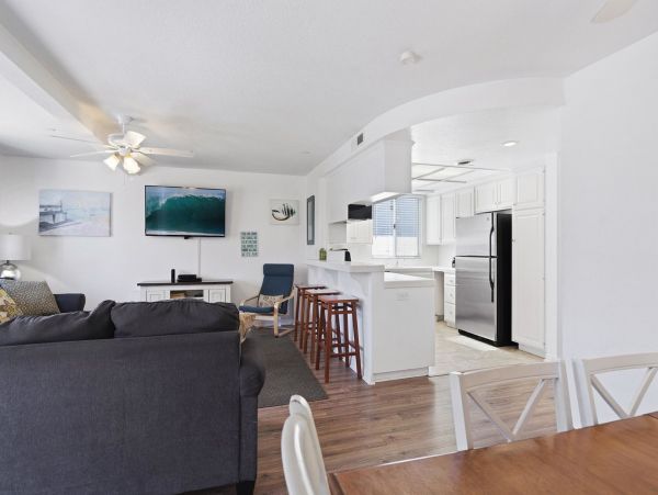 Newport Beach Home 998494