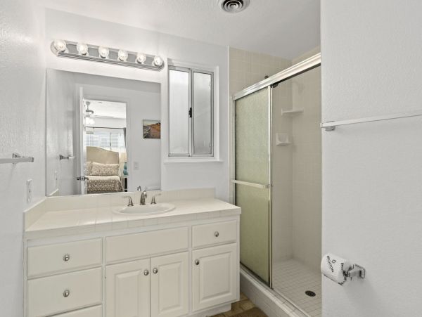 Newport Beach Home 998494