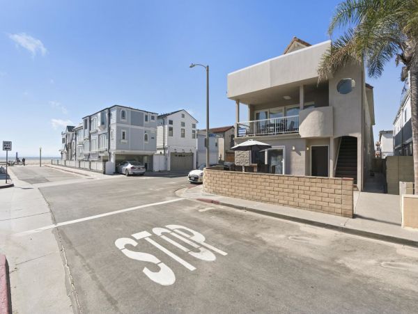 Newport Beach Home 998494