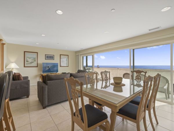 Newport Beach Condo 998495