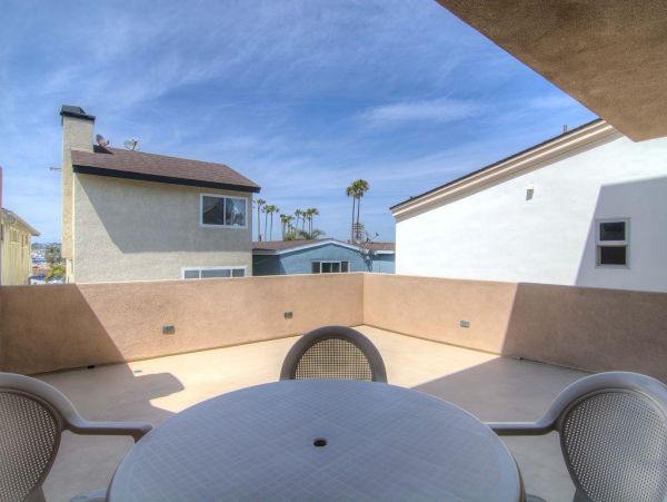 Newport Beach Condo 998495