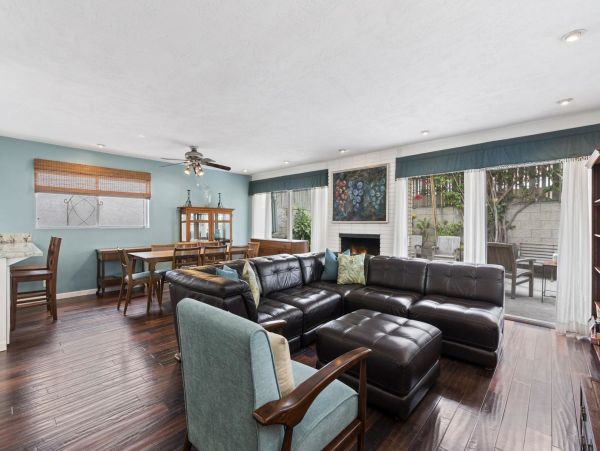Newport Beach Home 998496