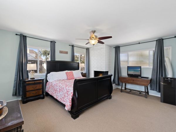 Newport Beach Home 998498
