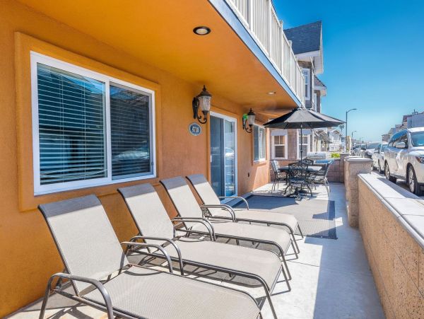 Newport Beach Home 998499