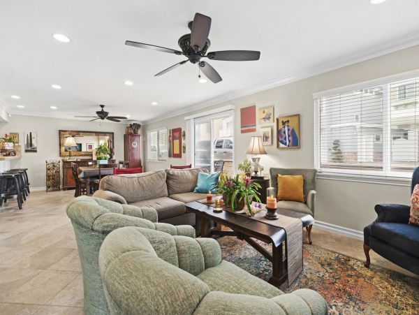 Newport Beach Home 998499