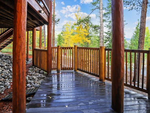 5 Bedrooms Vacation Home in Breckenridge Sleeps 14 Guests