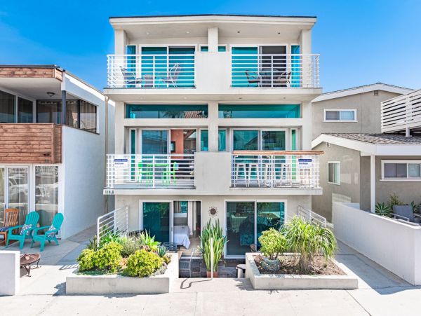Newport Beach Condo 998501