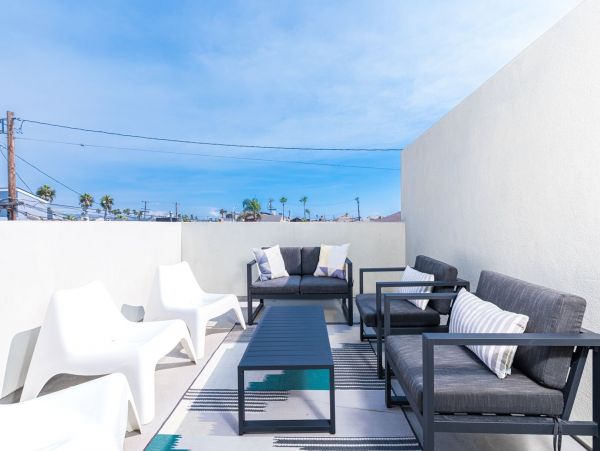 Newport Beach Condo 998501