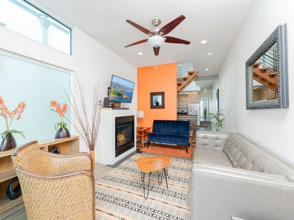 Newport Beach Condo 998501