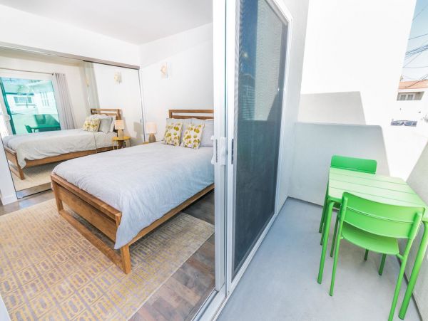 Newport Beach Condo 998501