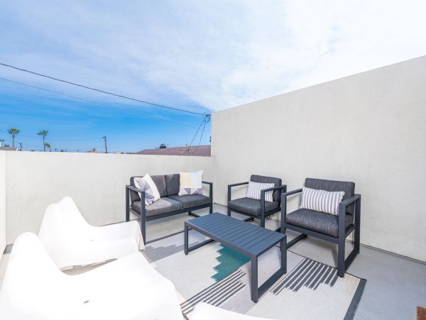 Newport Beach Condo 998501