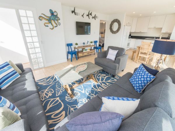 Newport Beach Home 998502
