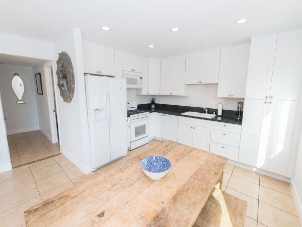 Newport Beach Home 998502