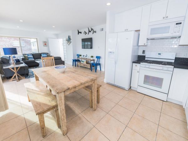 Newport Beach Home 998502