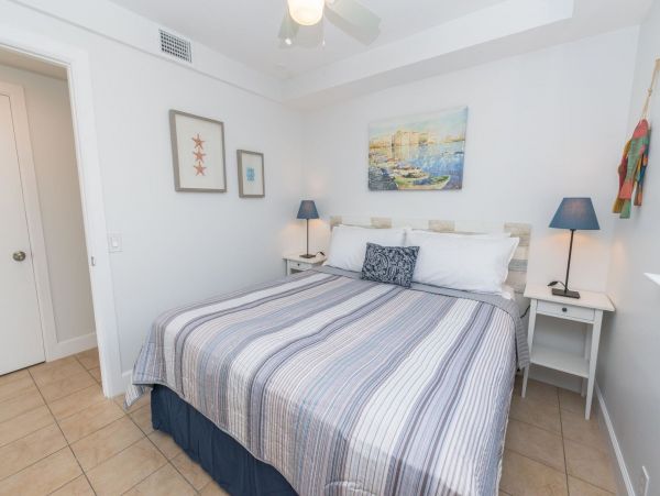 Newport Beach Home 998502