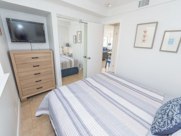 Newport Beach Home 998502