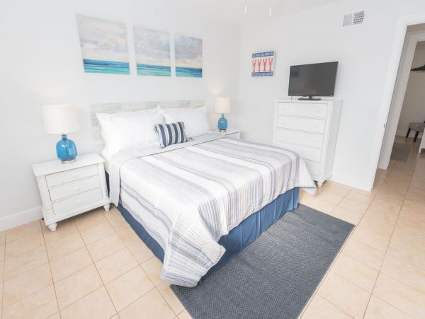 Newport Beach Home 998502