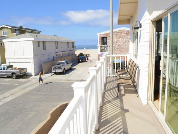Newport Beach Home 998502