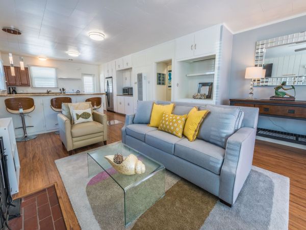Newport Beach Home 998503