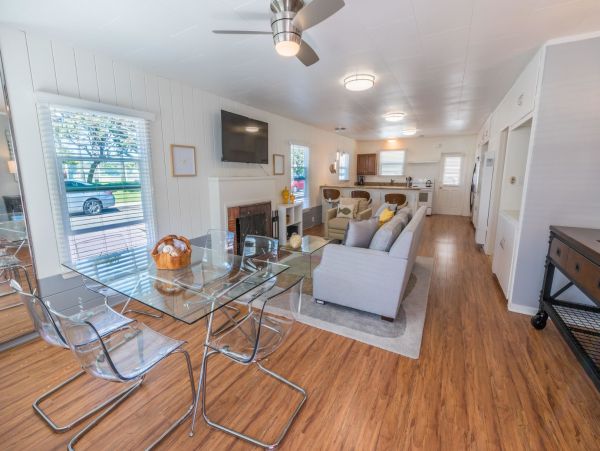 Newport Beach Home 998503