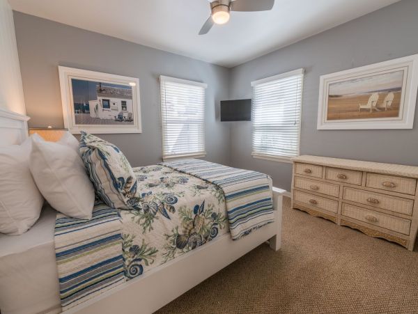 Newport Beach Home 998503