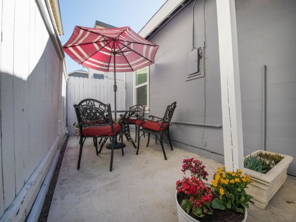 Newport Beach Home 998503