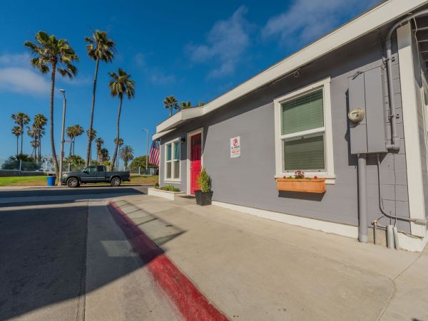 Newport Beach Home 998503