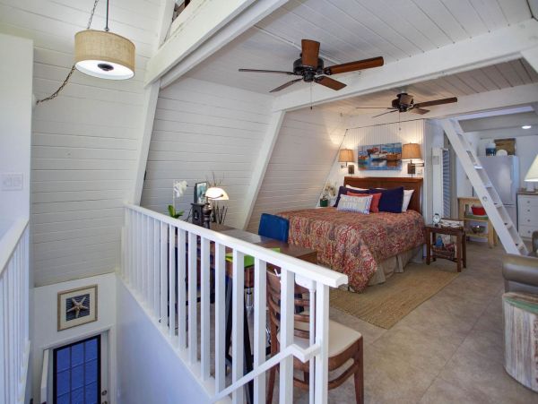 Newport Beach Condo 998504