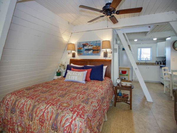 Newport Beach Condo 998504