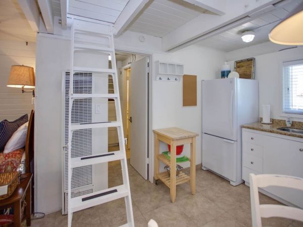 Newport Beach Condo 998504