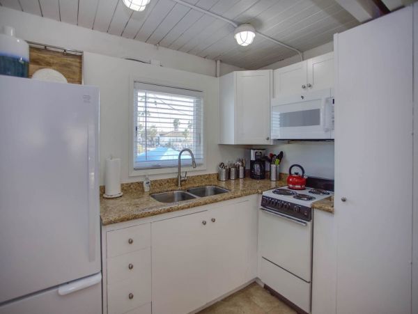 Newport Beach Condo 998504
