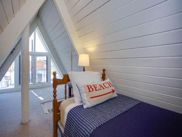 Newport Beach Condo 998504