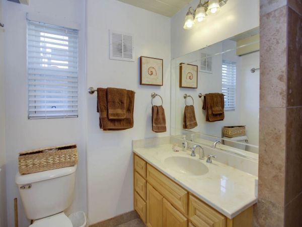 Newport Beach Condo 998504