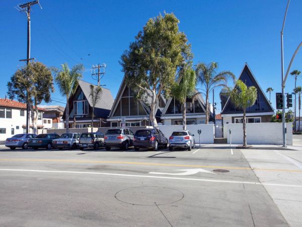 Newport Beach Condo 998504
