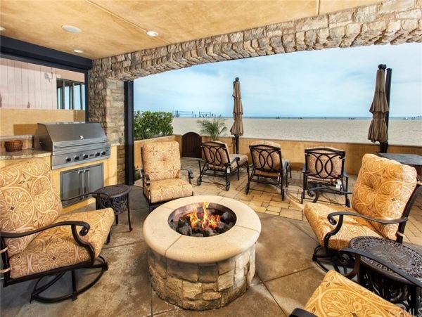 Newport Beach Home 998505