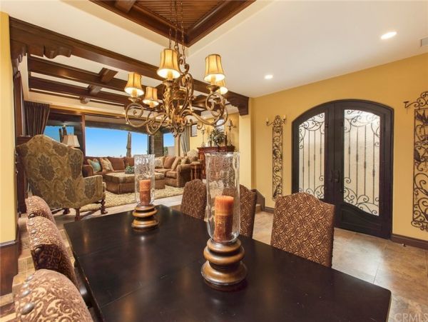Newport Beach Home 998505