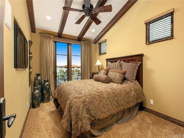 Newport Beach Home 998505