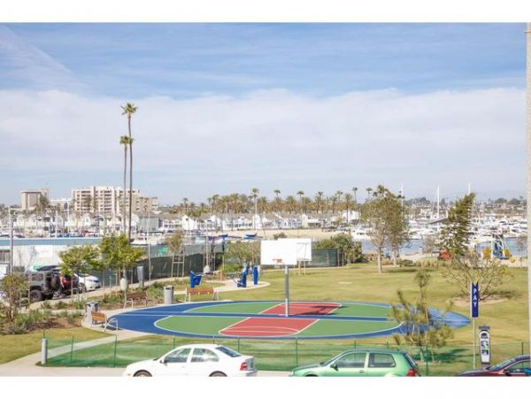 Newport Beach Home 998505