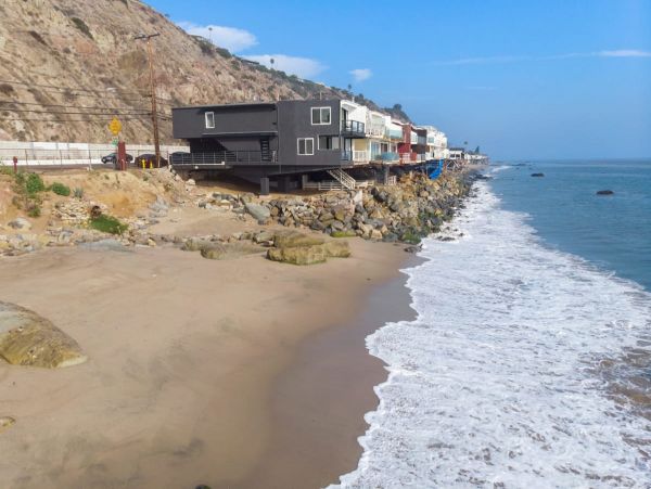 Ocean Views Malibu Vacation Home Three Bedroom