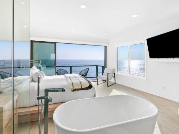 Ocean Views Malibu Vacation Home Three Bedroom