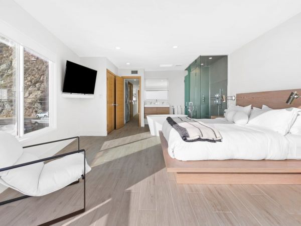 Ocean Views Malibu Vacation Home Three Bedroom